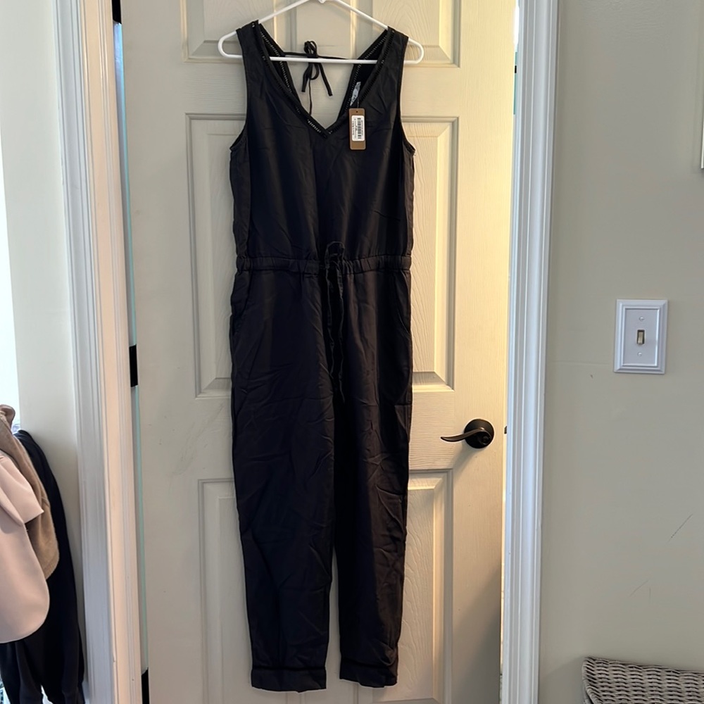 Dex Jumper - Picture 1 of 5